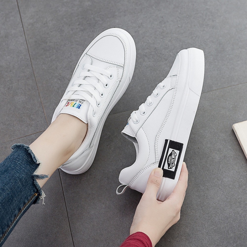 Women's New Flat Shoes Small White Board Shoes